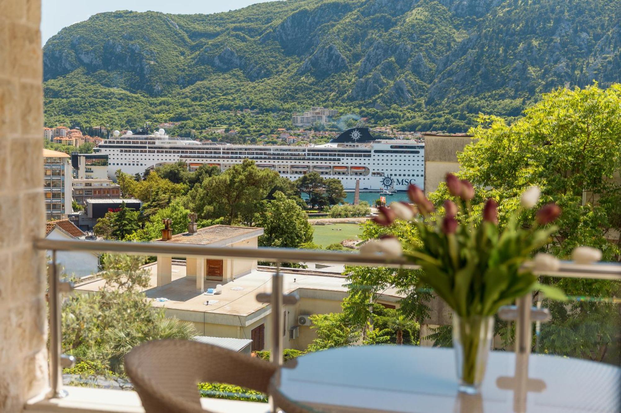 Apartments Los Olivos 코토르 외부 사진