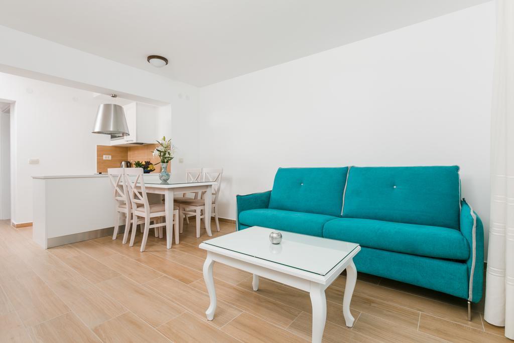 Apartments Los Olivos 코토르 객실 사진