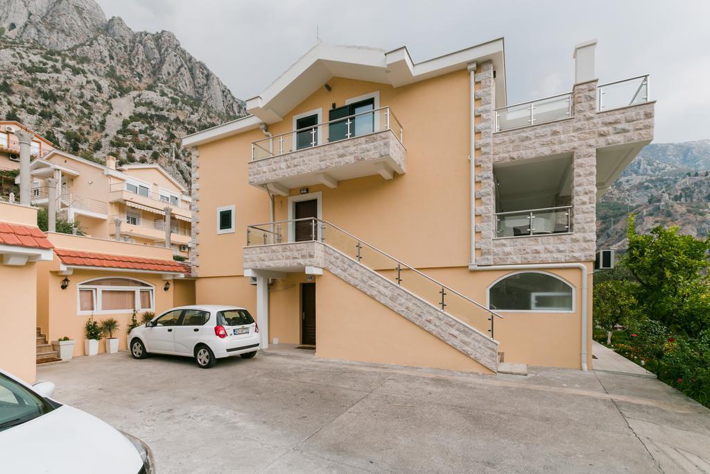 Apartments Los Olivos 코토르 외부 사진